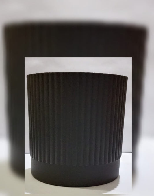 Black Line Plastic Pot (Volume 6 - 3.5" Height) Single